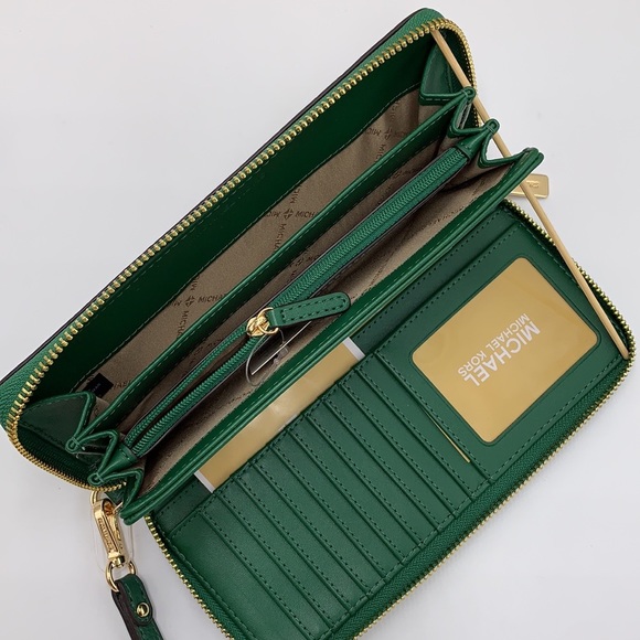 MICHAEL KORS JET SET TRAVEL LARGE CONTINENTAL WRISTLET WALLET FERN GREEN… - Picture 6 of 16